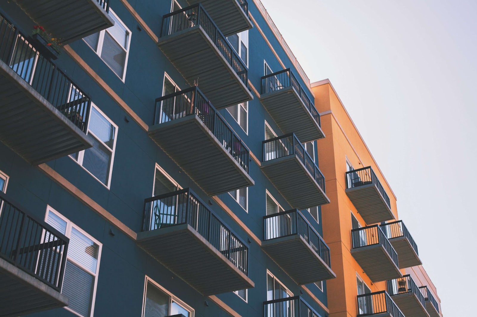 Benefits of Taking Your Real Estate Course Online